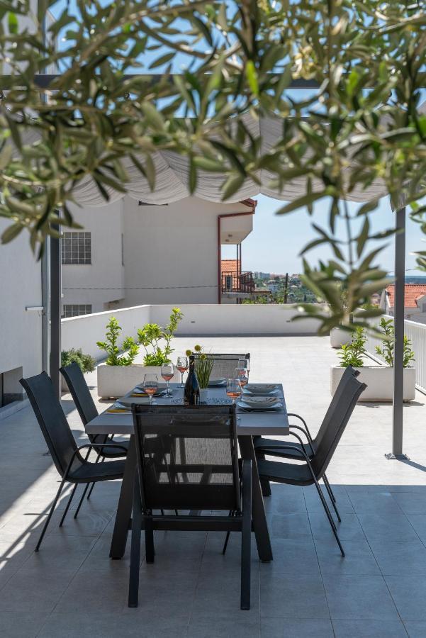 Apartmani Ville Vengo Trogir Ngoại thất bức ảnh