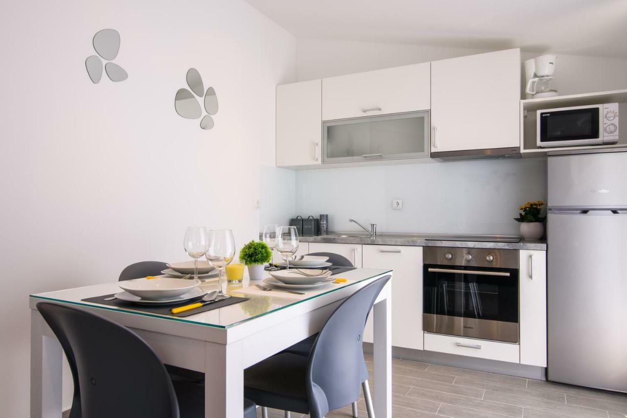 Apartmani Ville Vengo Trogir Ngoại thất bức ảnh