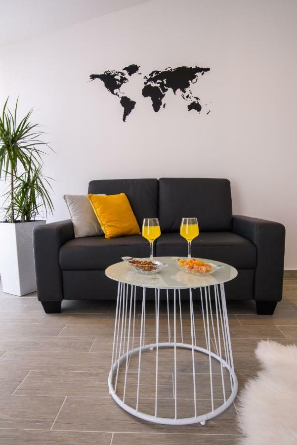Apartmani Ville Vengo Trogir Ngoại thất bức ảnh
