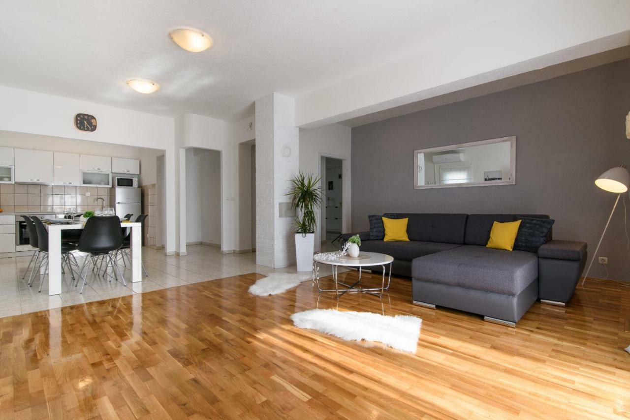 Apartmani Ville Vengo Trogir Ngoại thất bức ảnh